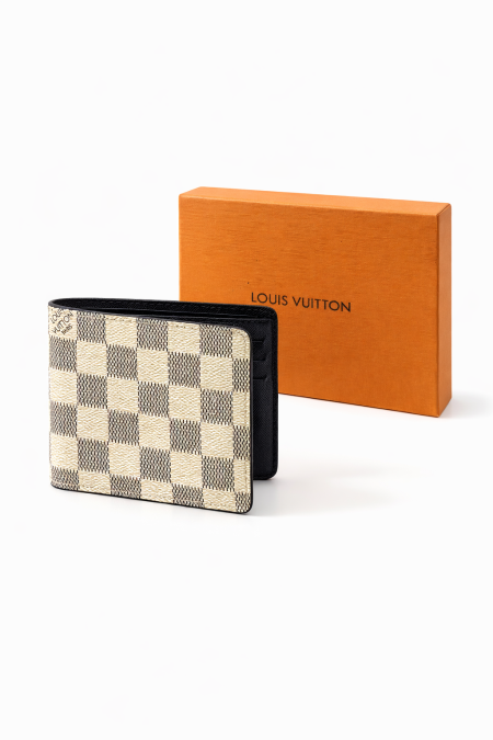 جزدان LV رجالي