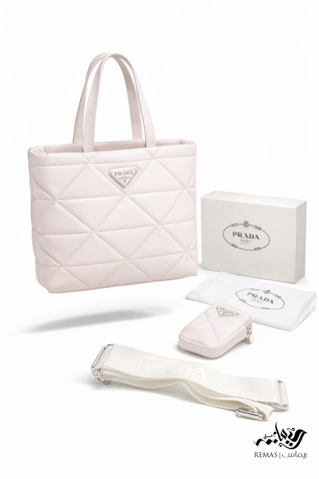 شنتة prada quilted tote