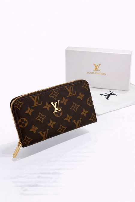 جزدان LV كبير