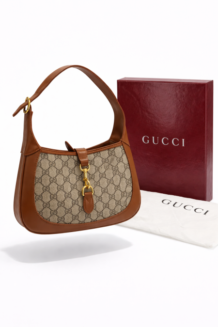 شنتة Gucci Jackie وسط