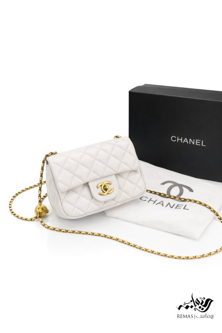 شنتة Chanel classic flap جلد ناعم