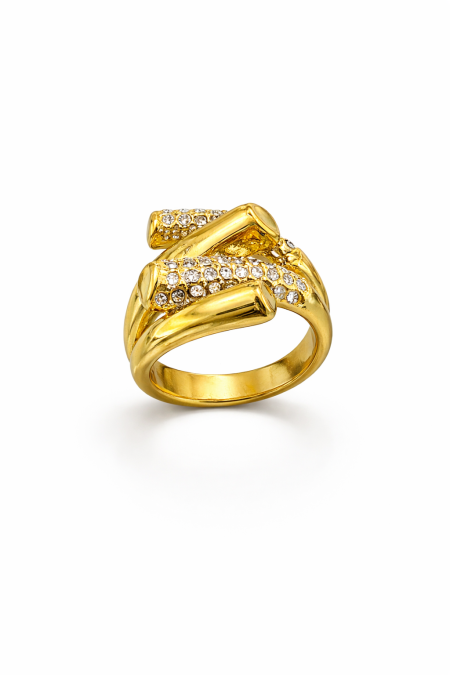 خاتم على شكل ذهب